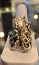 Load image into Gallery viewer, Sterling silver mens octopus ring with sapphire
