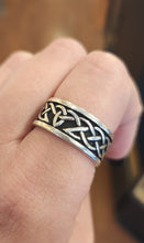 Load image into Gallery viewer, Sterling silver celtic ring band