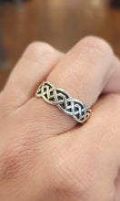 Load image into Gallery viewer, Sterling silver celtic knotwork ring band