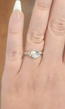 Load image into Gallery viewer, Sterling silver pearl ring with gold accent