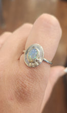 Load image into Gallery viewer, Sterling silver unique oval-shaped welo opal ring