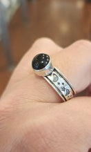 Load image into Gallery viewer, Sterling silver black onyx moon and star spinner ring