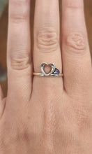Load image into Gallery viewer, Sterling silver amethyst heart ring