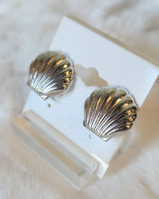 Load image into Gallery viewer, Sterling silver clip-on seashell earrings