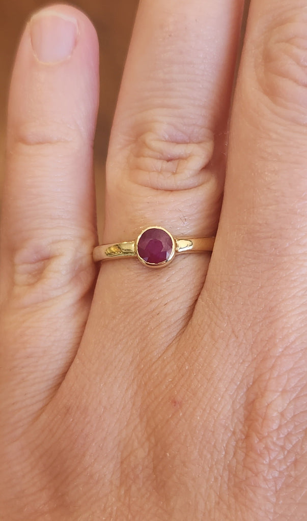 14k yellow gold ruby ring