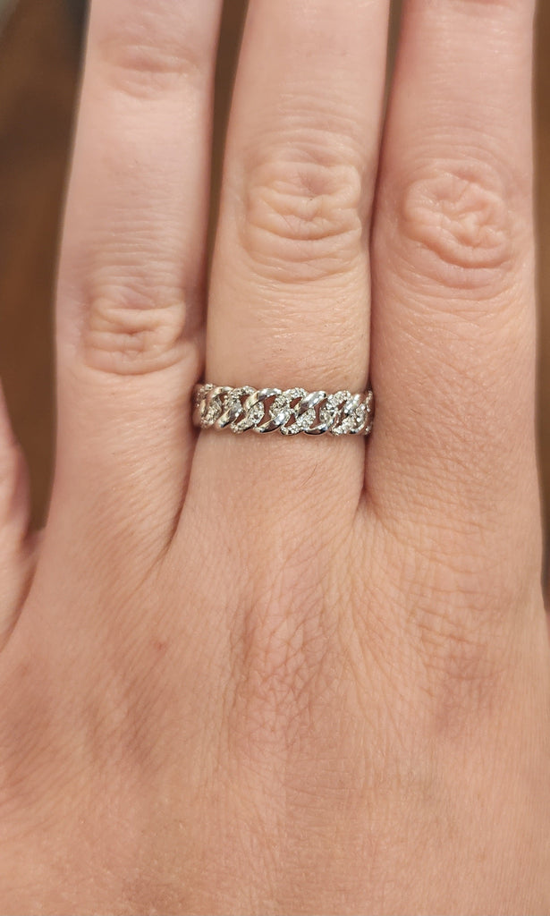Sterling silver diamond link ring