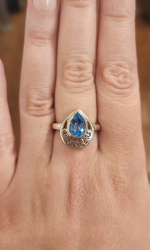 Sterling silver pear-shaped blue topaz filigree ring