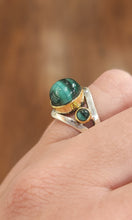 Load image into Gallery viewer, Sterling silver two-toned malachite ring