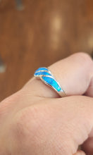 Load image into Gallery viewer, Sterling silver kyocera opal inlay ring