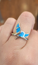 Load image into Gallery viewer, Sterling silver kyocera opal whale tail ring