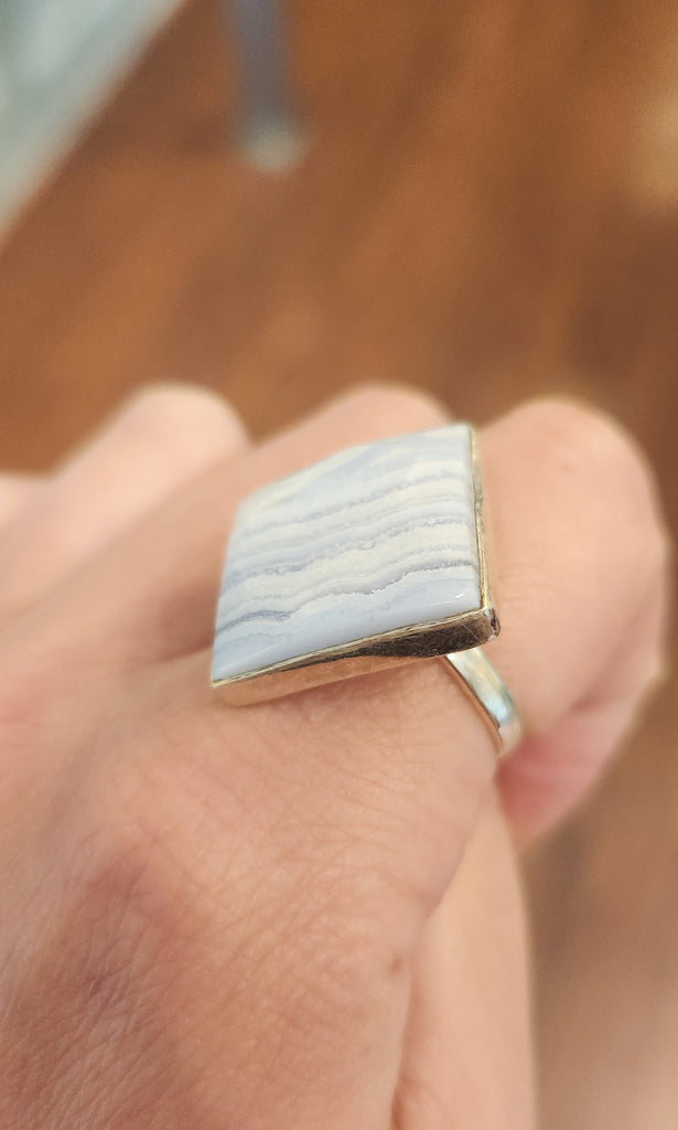 Sterling silver rose-cut blue lace agate ring