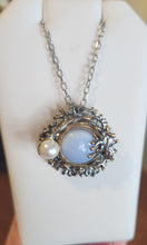 Load image into Gallery viewer, Sterling silver "birds nest" agate and pearl pendant